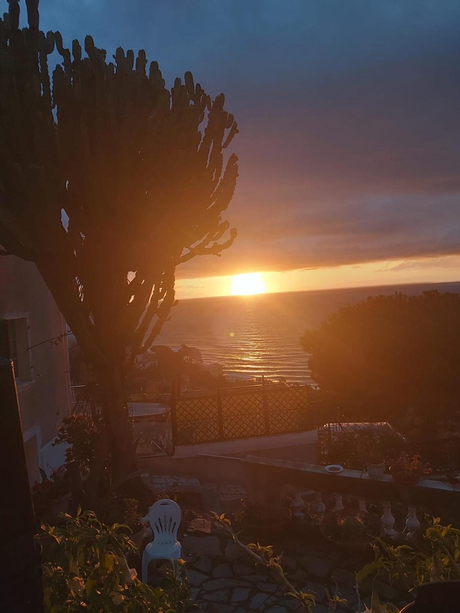 Ferienwohnung Il Giardino Del Mare Ventimiglia Exterior foto