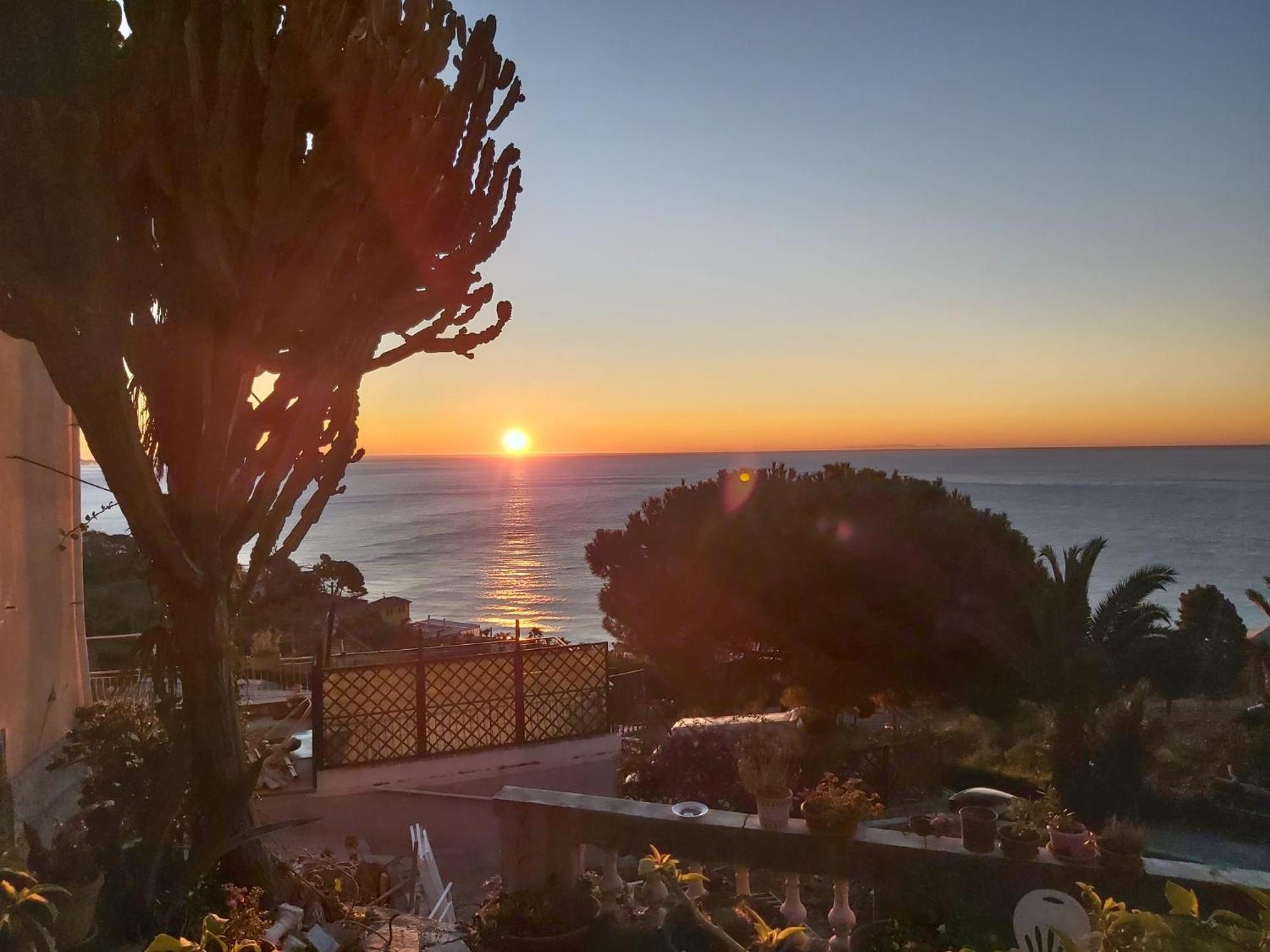 Ferienwohnung Il Giardino Del Mare Ventimiglia Exterior foto