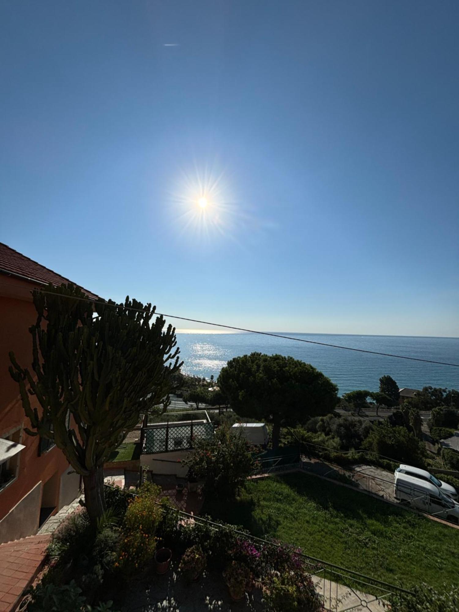 Ferienwohnung Il Giardino Del Mare Ventimiglia Exterior foto