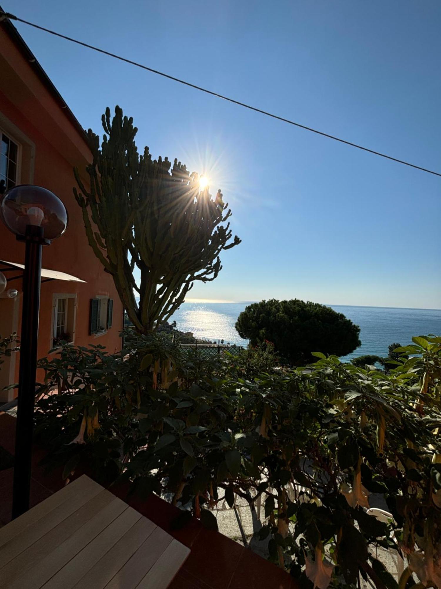 Ferienwohnung Il Giardino Del Mare Ventimiglia Exterior foto