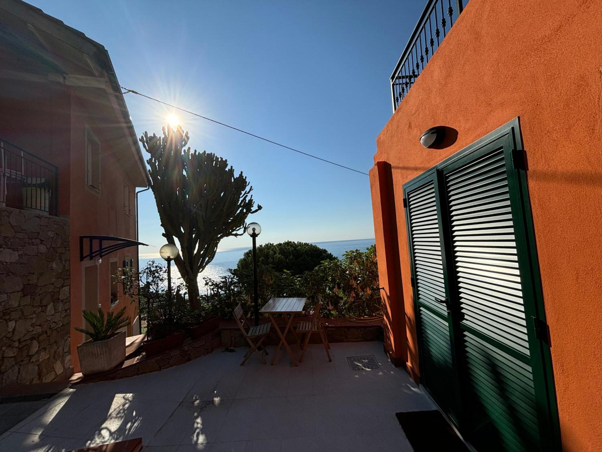 Ferienwohnung Il Giardino Del Mare Ventimiglia Exterior foto