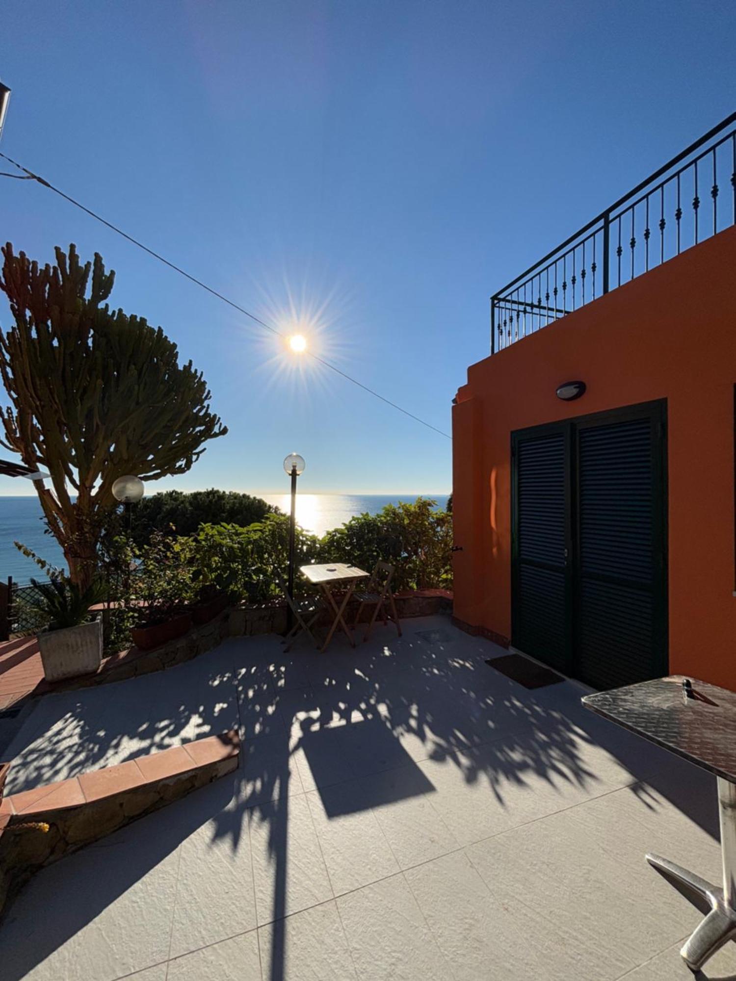 Ferienwohnung Il Giardino Del Mare Ventimiglia Exterior foto