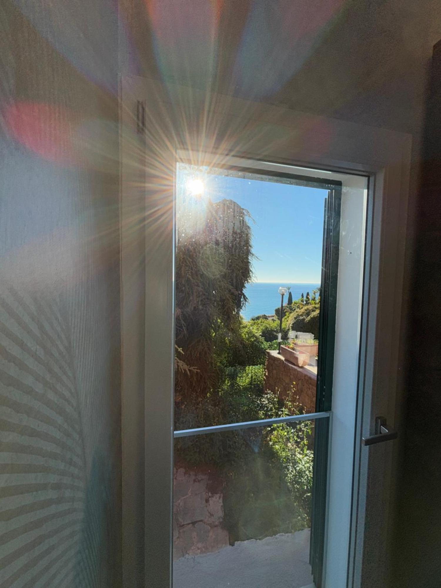 Ferienwohnung Il Giardino Del Mare Ventimiglia Exterior foto