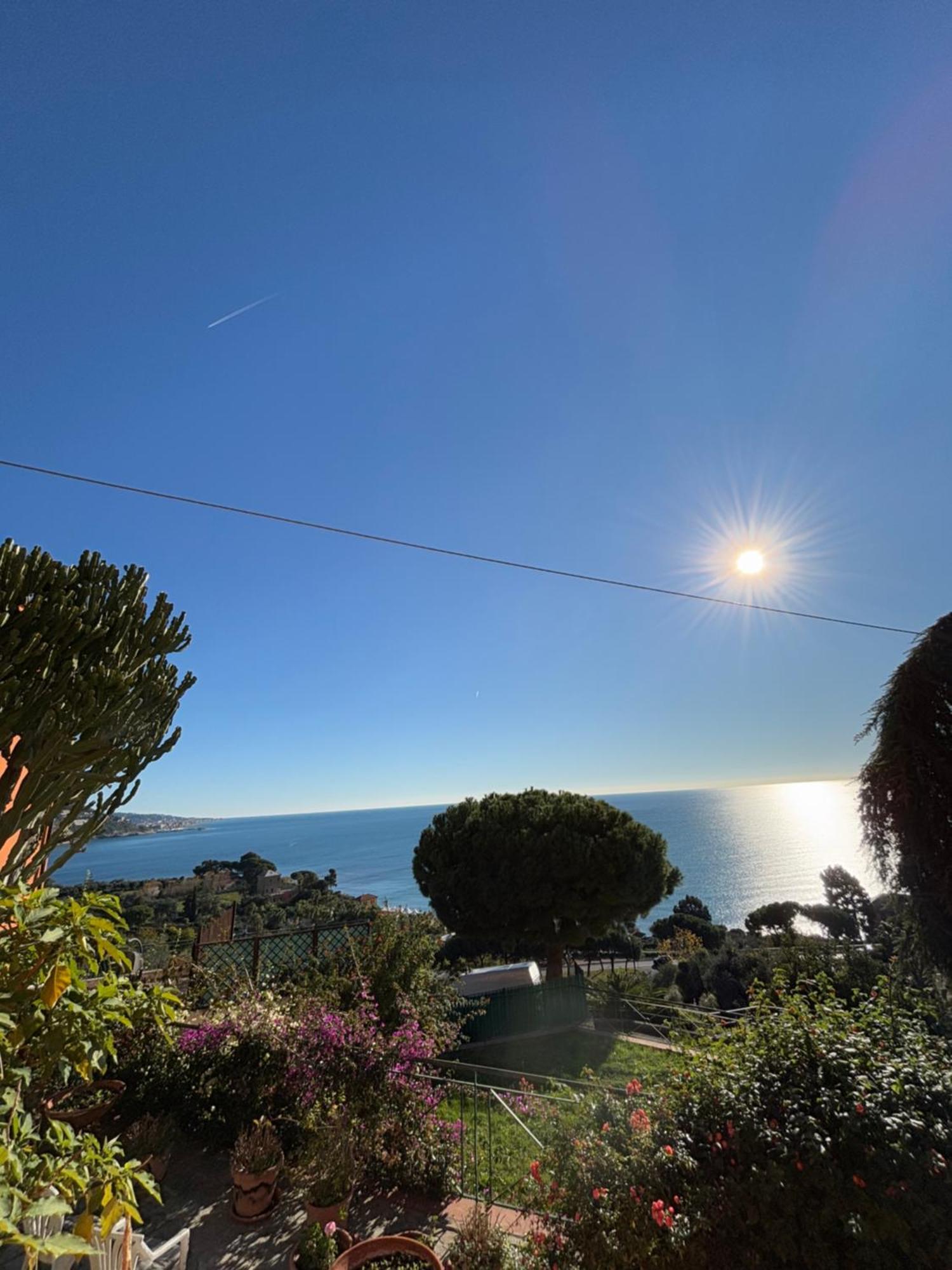 Ferienwohnung Il Giardino Del Mare Ventimiglia Exterior foto